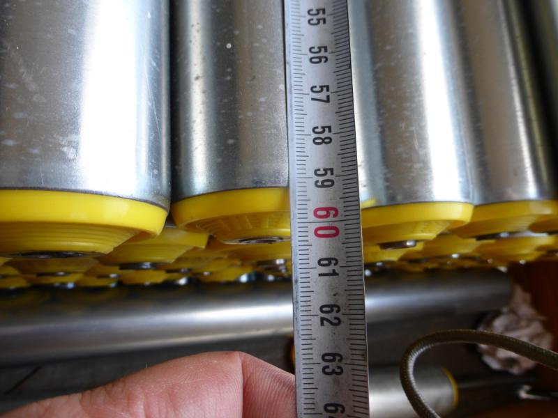 Stahl mit M8 Innengewinde Einspannlänge 700 mm Tragrolle Interroll 