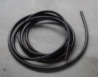 Metall-Kabelschutzschlauch mit PVC Ummantelung